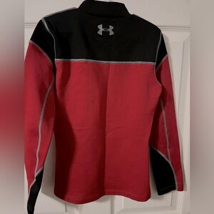 Under armour boys size 6 fitted active long sleeve